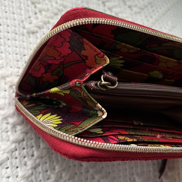 Sakroots women’s floral wallet - Picture 7 of 9